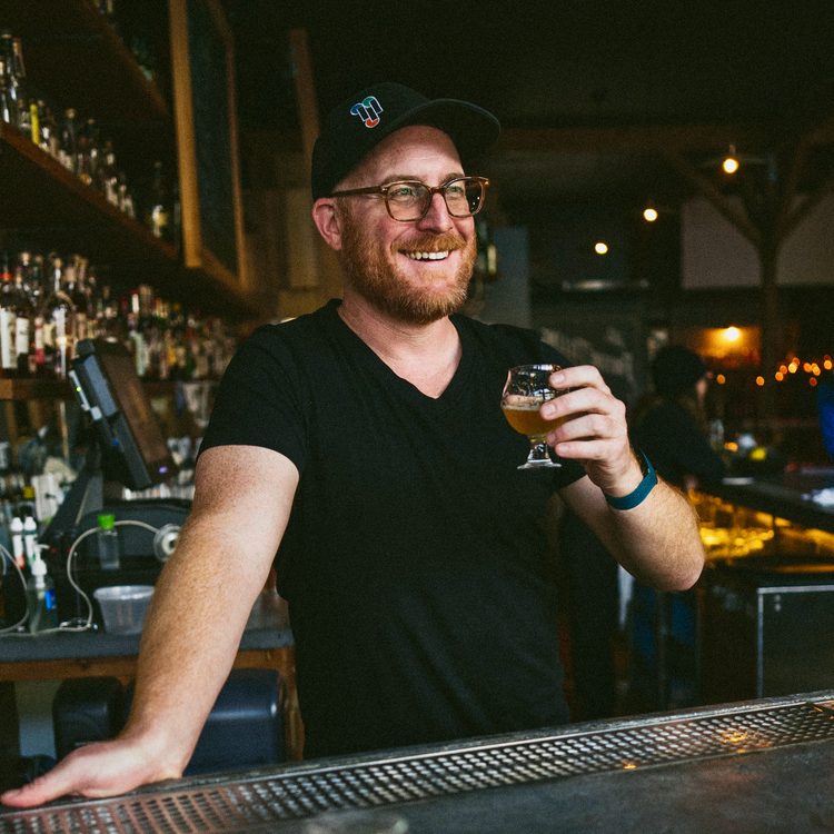 Chris Cohen, Advanced Cicerone, behind the bar at Old Devil Moon